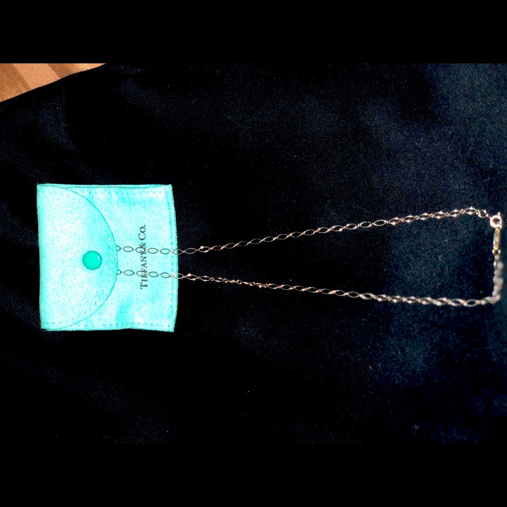 Tiffany silver chain 16 inches good shape worn a couple of times